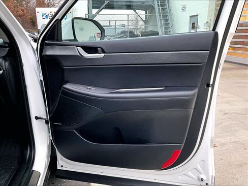 Used 2025 Hyundai Palisade Limited image 12