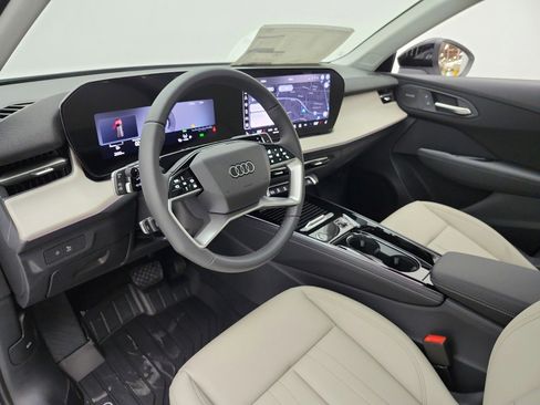 New 2026 Audi Q3 quattro 2.0T AWD/4WD image 10