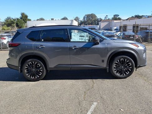 New 2026 Nissan Rogue SV AWD/4WD image 4