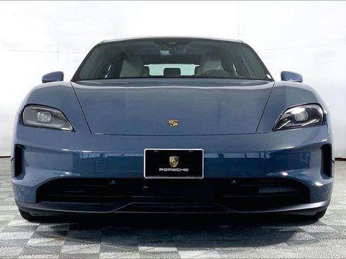 Used 2025 Porsche Taycan image 6