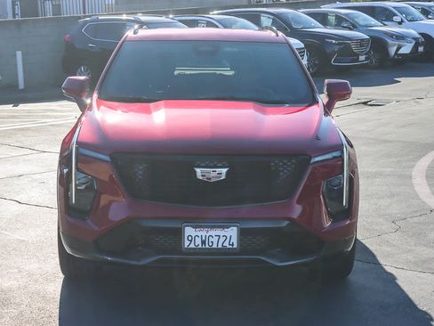 Used 2024 Cadillac XT4 Sport w/ Technology Package image 6