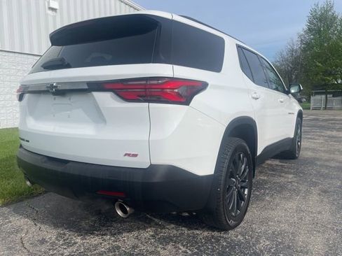 Used 2024 Chevrolet Traverse RS w/ LPO, Floor Liner Package AWD/4WD image 15