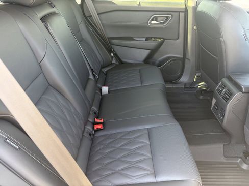 New 2026 Nissan Rogue Platinum w/ Platinum Premium Package image 14