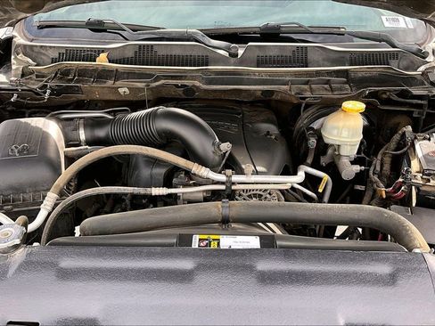 Used 2017 RAM 1500 Express image 31