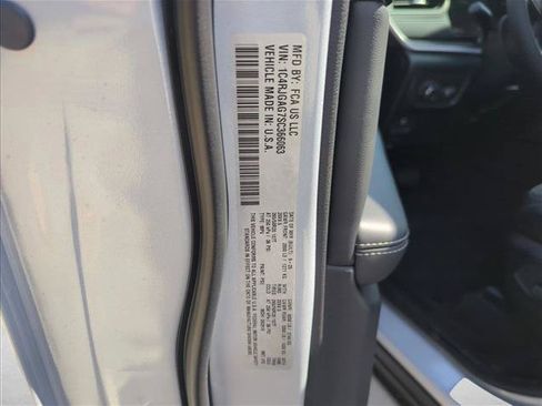 New 2025 Jeep Grand Cherokee Altitude RWD image 20