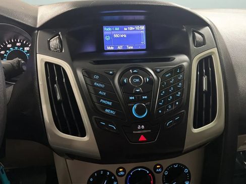 Used 2013 Ford Focus SE FWD image 13