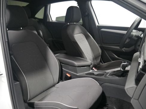 Used 2025 Volkswagen Jetta Sport image 15