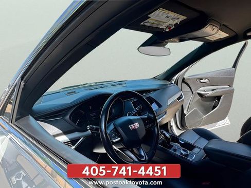 Used 2020 Cadillac XT4 Premium Luxury FWD image 20