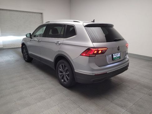 Used 2022 Volkswagen Tiguan SE FWD image 5