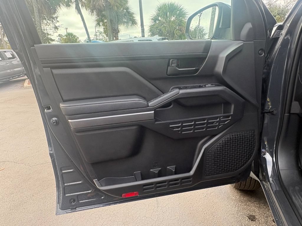 Used 2026 Toyota Tacoma SR5 RWD image 11