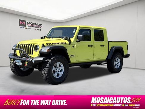 Used 2023 Jeep Gladiator Rubicon w/ Cold Weather Group AWD/4WD image 3