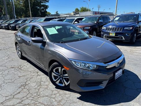 Used 2018 Honda Civic LX image 2