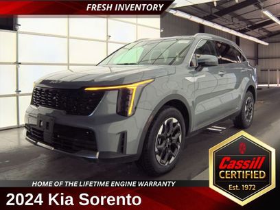 Used 2024 Kia Sorento S w/ Panoramic Sunroof Package