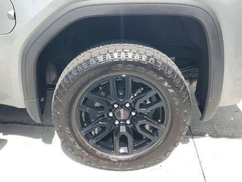 Certified 2025 GMC Sierra 1500 Elevation w/ Elevation Premium Package AWD/4WD image 7