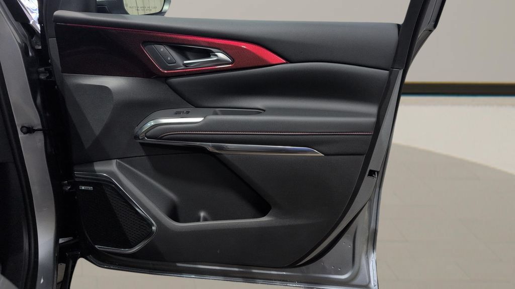 New 2026 Chevrolet Traverse RS FWD image 25