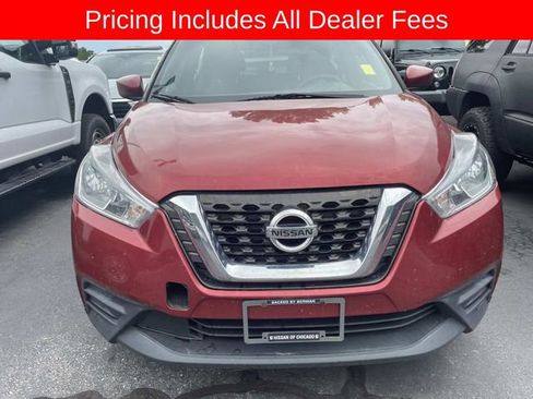 Used 2019 Nissan Kicks SV FWD image 13