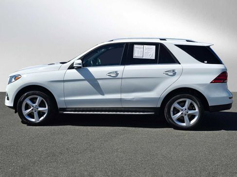 Used 2017 Mercedes-Benz GLE 350 4MATIC image 4