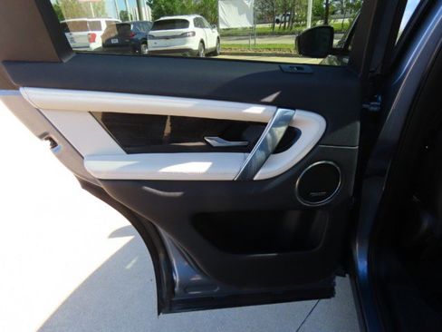 Used 2022 Land Rover Discovery Sport S R-Dynamic image 18