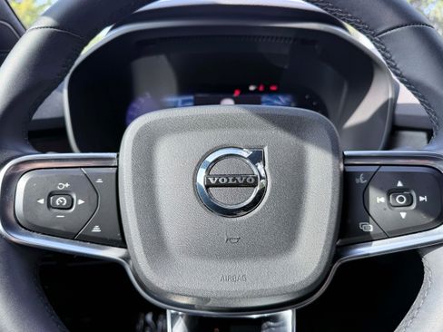 Certified 2023 Volvo C40 P8 Recharge Plus w/ Climate Package AWD/4WD image 17