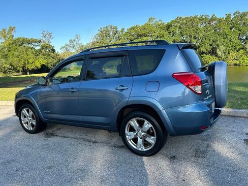 Used 2007 Toyota RAV4 Sport AWD/4WD image 4