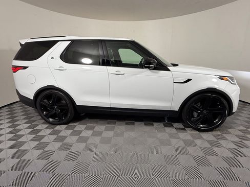 New 2026 Land Rover Discovery S AWD/4WD image 8