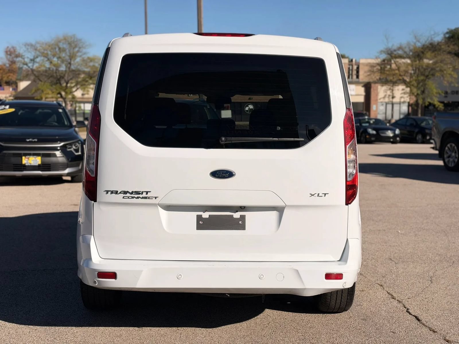 Used 2017 Ford Transit Connect XLT FWD image 7