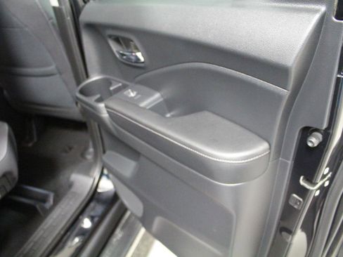 Used 2017 Honda Ridgeline Sport image 26