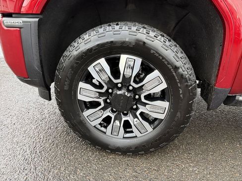 Used 2024 GMC Sierra 2500 Denali w/ Denali Reserve Package image 30