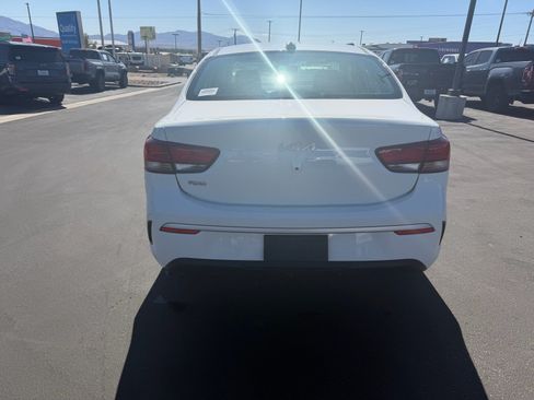 Used 2022 Kia Rio LX FWD image 4