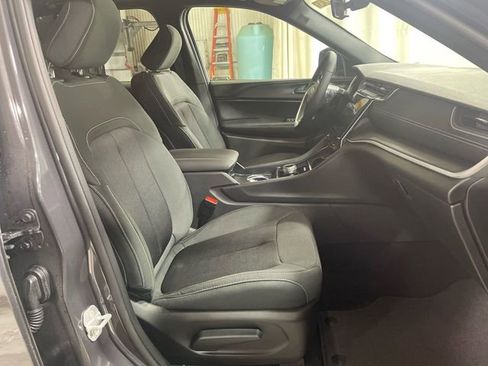 New 2026 Jeep Grand Cherokee Laredo X AWD/4WD image 24