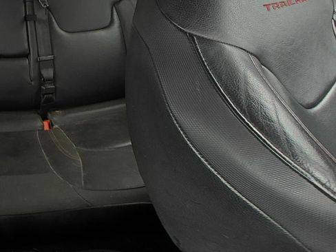 Used 2015 Jeep Renegade Trailhawk w/ Premium Leather Group AWD/4WD image 14