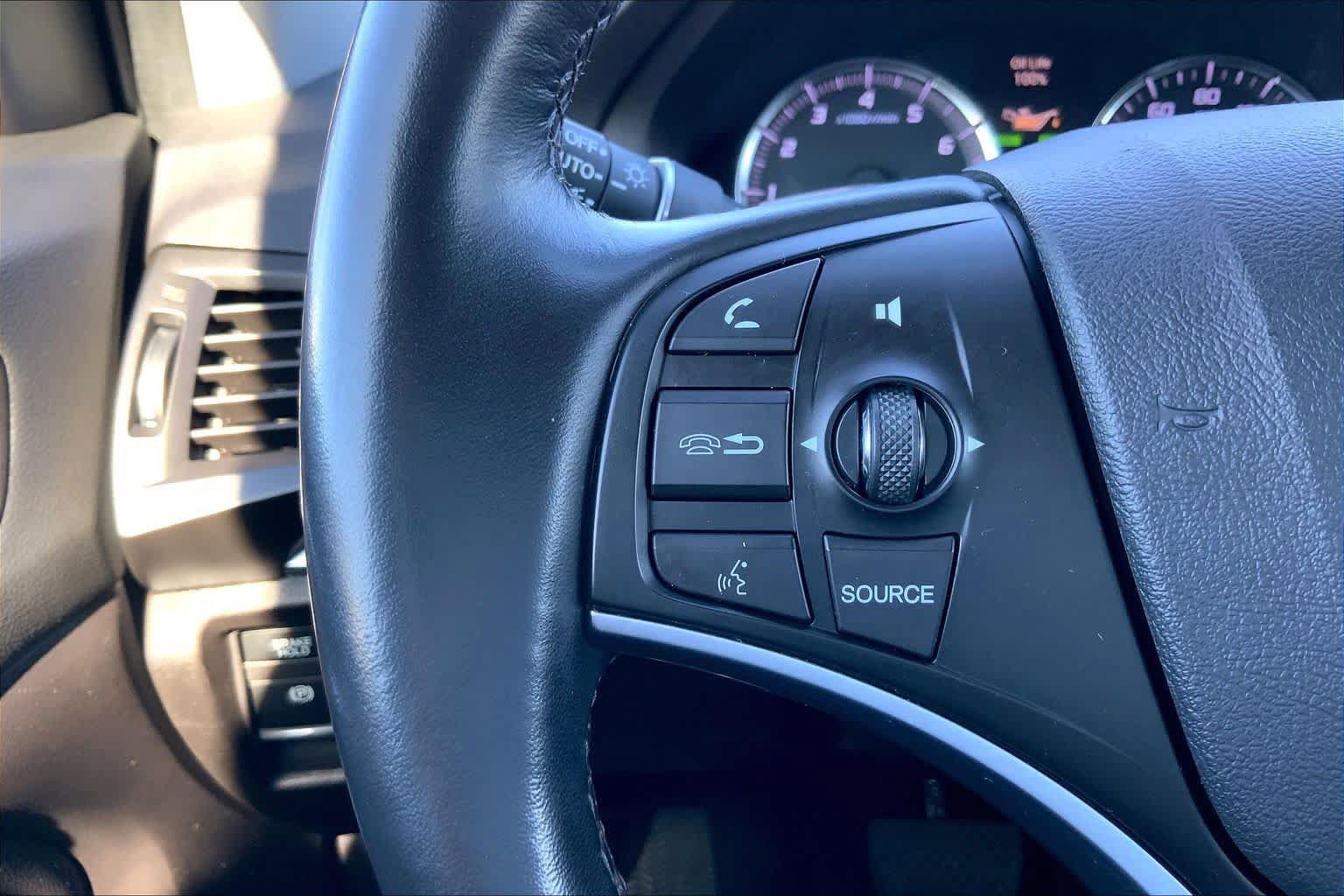 Used 2020 Acura MDX SH-AWD image 21