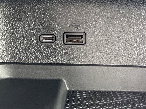 New 2026 Chevrolet Traverse RS image 18