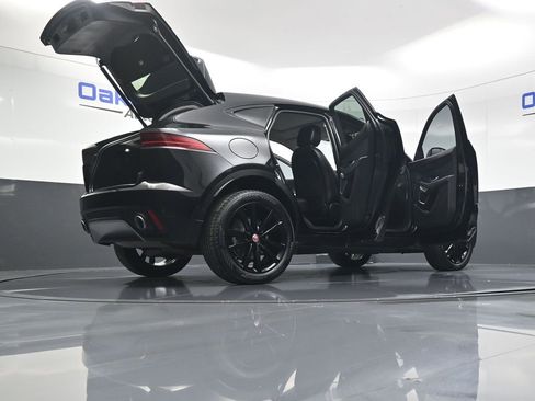 Used 2021 Jaguar E-PACE SE image 61