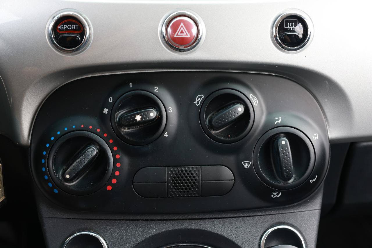 Used 2013 FIAT 500 Pop FWD image 30
