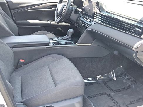 Used 2025 Toyota Camry LE FWD image 24