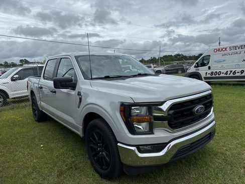 Used 2023 Ford F150 XLT RWD image 4