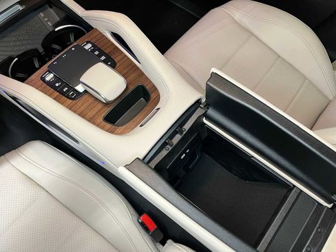 New 2026 Mercedes-Benz GLE 450 4MATIC image 33