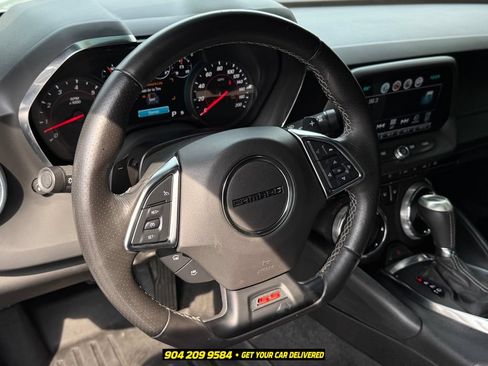 Used 2018 Chevrolet Camaro SS RWD image 16