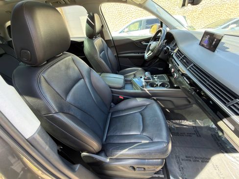 Used 2018 Audi Q7 3.0T Premium Plus AWD/4WD image 25