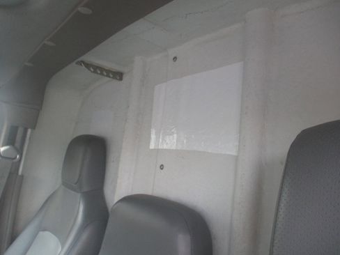 Used 2011 Ford E-450 and Econoline 450 Super Duty image 27