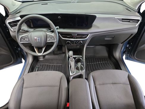 Certified 2025 Buick Encore GX Preferred w/ Comfort Package AWD/4WD image 9