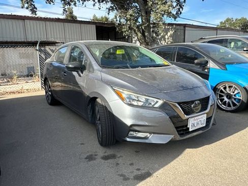 Used 2020 Nissan Versa SR FWD image 2