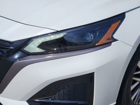 New 2026 Nissan Altima 2.5 SV FWD image 5