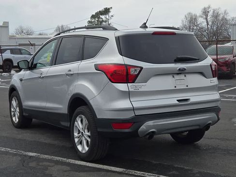 Used 2019 Ford Escape SEL image 4