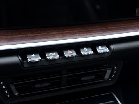 Used 2023 Porsche 911 Sport Classic image 55