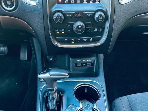 Used 2018 Dodge Durango SXT w/ Quick Order Package 2BB image 18