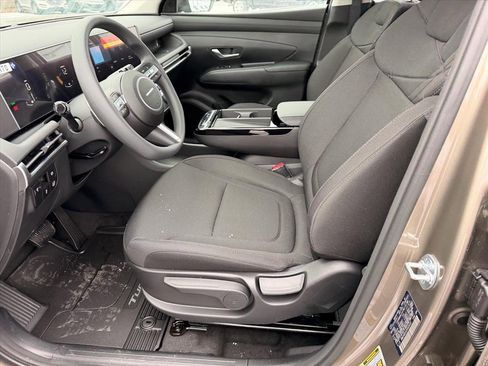 New 2026 Hyundai Tucson Blue SE image 8