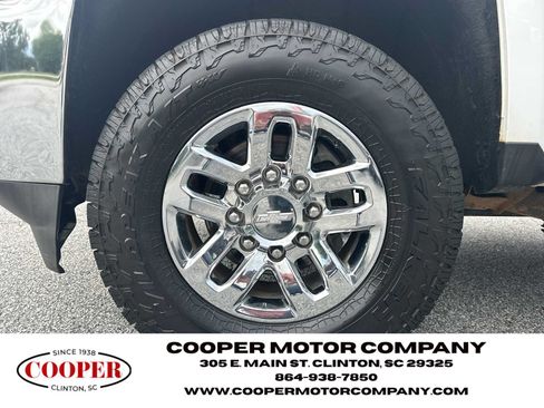 Used 2018 Chevrolet Silverado 3500 LTZ w/ Duramax Plus Package AWD/4WD image 11
