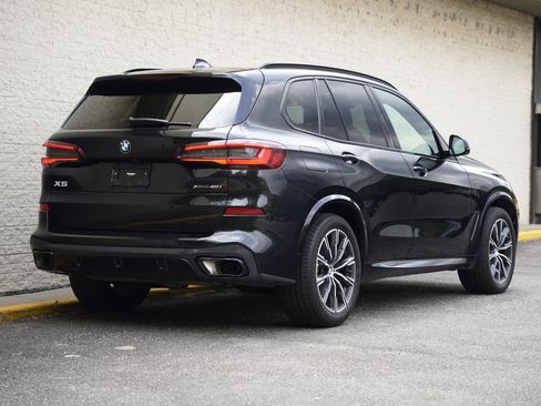Used 2023 BMW X5 xDrive40i w/ M Sport Package AWD/4WD image 7